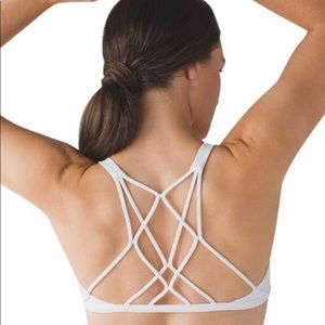 Lululemon free to be zen bra
